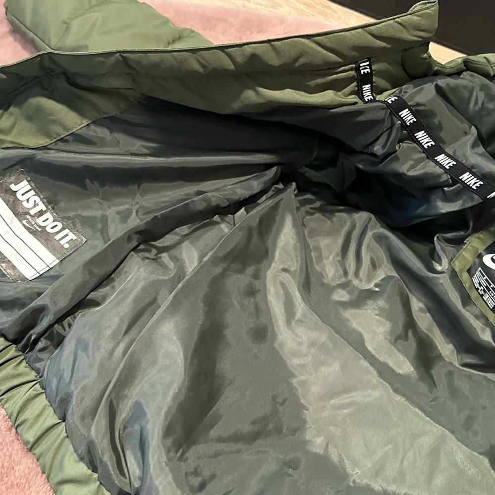 Nike Olive and Sage Hooded Puffer Jacket - Picture 7 of 14